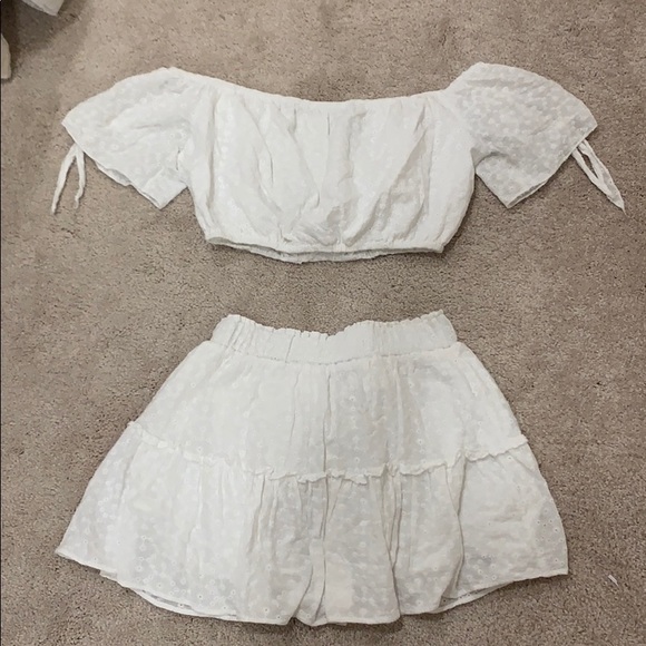Dresses & Skirts - White matching skirt set